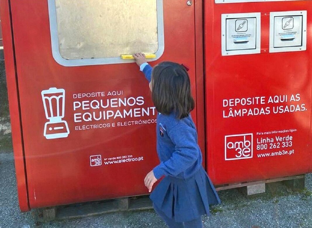 18 escolas do distrito inscritas na campanha Escola Electrão
