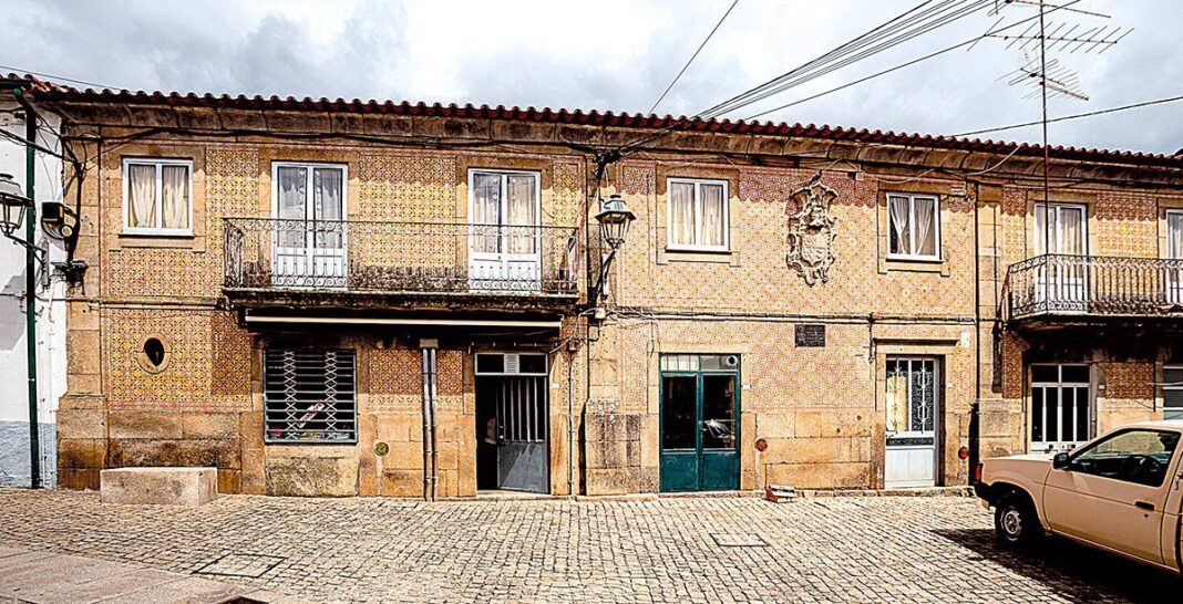 Mais de 13 milhoes para dar nova vida a Casa do Fadista Manasses