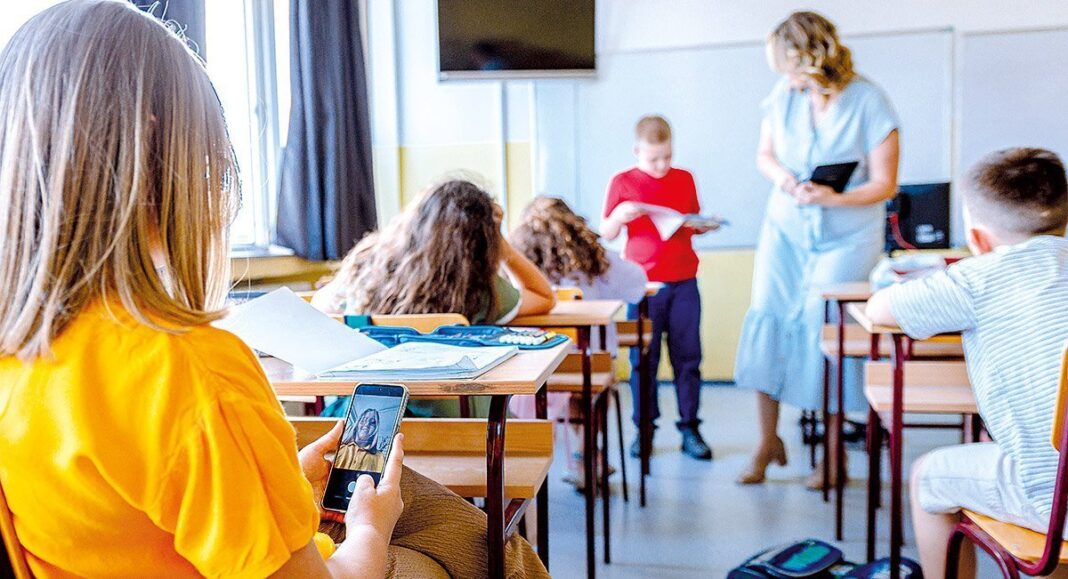 Telemovel nas Escolas DR