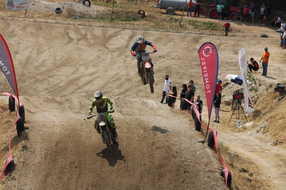 Sabrosa Trofeu Motocross e Quadcross em Parada de Pinhao Festa Senhor Jesus do Calvario 2026 PAM 180