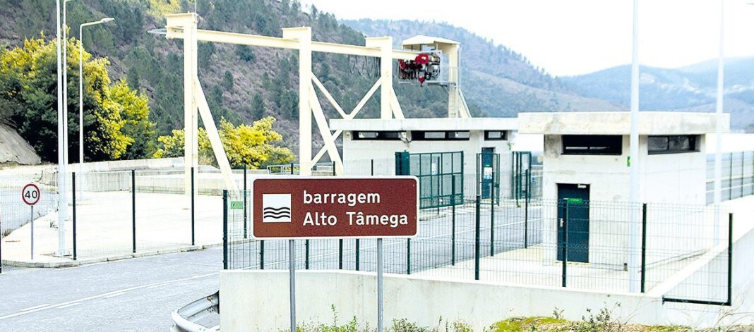 VILA POUCA DE AGUIAR Medidas compensatorias da Iberdrola garantem manutencao florestal nos baldios Arquivo VTM