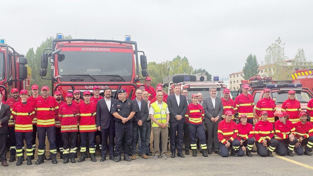Autarquia reforca bombeiros com 90 mil euros e quer centro de meios aereos permanente
